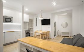 1 Bedrooms 1 Bathroom Furnished - La Latina - Modern - Mintystay
